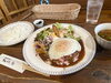 看板メニューのムーンチーズバーグ♪「とろ〜り卵に心つかまれるムーンチーズバーグ！ログハウス風洋食屋さんで満腹ランチ♪」