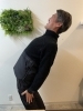「年末の腰おつかれ度チェック！猫背さん向けセルフケア案内」