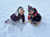 ハイ、チーズ✌️✨仲良しです💖「❄️冬休みの雪遊び⛄️ 小学生・幼児みんなで楽しむ療育活動✨😊」