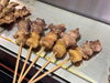 熱々！炭火で旨味凝縮の焼き鳥 steaks!「冬にこそ味わってほしい！『純けい』のジュワッと広がる旨み」