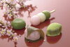 「桜餅、うぐいす餅に、草餅やお団子など…春の定番和菓子を販売いたしております。」