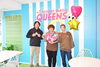 「選手が店を切り盛り」