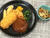 「本日のAランチは　チーズハンバーグ&クリームコロッケ」
