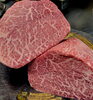 極上和牛を堪能できる隠れ家「黒毛和牛しんしんのご紹介。きめ細かな赤身の旨みを堪能」
