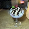 小樽の雪景色と､カクテル🍸の様なアイスクリームデザート。ピアノ🎹の音色と共にいかがですか　  小樽のカクテル&ショットバー・ハーフトーン