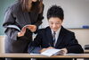 「生徒が自分で考えて解く力を育てる「見守る指導」とは」