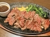 「大人気❗️牛ハラミステーキ🍖一口サイズで食べやすく😋ジューシーで柔らかい焼肉を食べてスタミナ満点☀️ビールにも合います🍺」