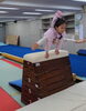 きれいな開脚です「🤸‍♀🤸‍♂ 幼児跳び箱8段飛べるかな 🤸‍♂🤸‍♀　★英会話と体操のコラボ教室（堀切、お花茶屋、綾瀬、亀有、小菅）」