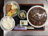 ビーフシチュー、野菜サラダ、ミンチカツ「本日の日替わり」