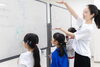 Createタイムの様子①「ホワイトボードを使った創作タイムの様子をご紹介します」