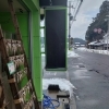 「電光掲示板は光っておりませんが元気に営業しております」
