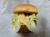 ハンバーガーとエビカツバーガー「ランチタイムにハンバーガー」