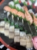 市場直送！とびきり新鮮なネタ「華やかな寿司盛り合わせのご紹介｜テイクアウト・集まりの席に」