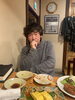 代表の岡田信一。金沢の行きつけの居酒屋でほろ酔いです。「1995年の創業から育んだ確かな探偵力で必ず「あなた」の抱えている問題を解決致します。無理な営業は一切致しません。ご安心下さい。」