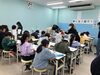活気ある空間で学ぶ力と育む心「集中して学ぶ教室の様子｜一人ひとりのペースを大切にしています　足立区　北千住　学習塾　乳幼児　小学生　中高生」