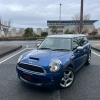 青いR55 クーパーSクラブマンで“休日ドライブが楽しみになる一台”を