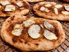 こんがりと焼けた味噌の香りと、里芋の優しい甘み🥰「【冬季限定】『さといもと甘みそのパン』新登場!!🥖」