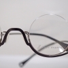 【メガネ】美しい曲線美の新製品！