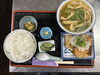 鶏天おろしポン酢、たぬきうどん「本日の日替わり」