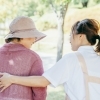 【お散歩・お買い物】「歩く」ことは「生きる」こと。 ～利用者様の体力に合わせた、身体機能低下の予防ケア～