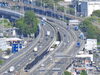 「高速道路帰りの排気ガスの油汚れは、その日のうちに手洗い洗車で落としませんか？」