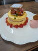 「春限定・苺のミルフィーユパンケーキできました」