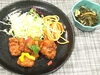 「本日のAランチは　ヤンニョムチキン　韓国風甘辛とりから」