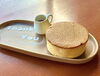 口溶け滑らか。甘いひととき。「ふわふわ釜焼きパンケーキ登場！コーヒー・紅茶セットもご用意しています💕」