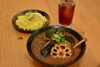 本格スープカレーで贅沢「スープカレーはレモンで満足アップ🍛」