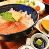 朝市直送！新鮮魚介の海鮮丼「ランチに人気の海鮮丼セットで旬魚をたっぷりどうぞ🐟」