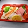 本日の海鮮ちらしのご案内（天然ヒラメ・本マグロ中トロ・イクラ入り）