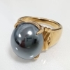 黒色パール×K18ゴールドデザインリングの買取事例｜存在感ある大粒パールも丁寧に査定します