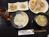 温かい家庭料理をお手頃価格で「具だくさんの“おうちご飯ランチ”定食でほっと一息」