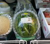 新鮮でおいしい！厳選された自慢の味「春先からスイカがお店に並び始めました🍉旬先取りフルーツのご紹介」