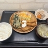 本日のお昼ご飯はエビフライ定食でした