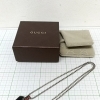 40代男性よりGUCCI クレストエンブレム ドッグタグ ネックレスを買取いたしました。