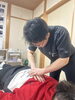 骨格調整でつらい痛みにサヨナラ「夕方の頭の重さとスマホ首・丸い背中の関係」