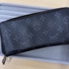 【荒川区・買取事例紹介】イニシャル入りのルイ・ヴィトン財布も高価買取！その理由をお伝えします✨