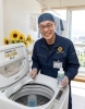 笑顔で対応！清潔ぴかぴかの洗濯機「冬服をしまう前に！洗濯のプロが教える「しまい洗い」と「洗濯機ケア」のコツ」