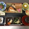 塩鮭の切り落としがメインの本日の和定食ランチ