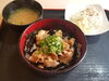 「ホルモン丼のご紹介🔥✨」