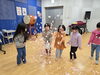 桜の花びらが教室一面に春を感じさせました🌸「「すぐ笑顔になる！」体験レッスンで人気のポイントをご紹介🎶」