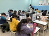 学ぶ楽しさ引き出す教室「スタッフが見守る教室風景｜一人ひとりの席で「できた！」を積み重ねています　足立区　学習塾　幼児、小学生　中高生」