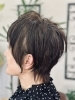 洗練された大人のショートヘア「春仕様のショートウルフ。軽さと丸みの大人スタイル」