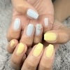 ブルー×イエローのポップなハンドネイルで春カラーON