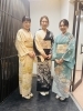 最高の一枚の思い出作り「問屋町レンタル着物TUZUMI　入学式をお着物で迎える仲良しママの春コーデ」