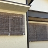 脚立に登れない高い場所の作業もお任せください（すだれ取り替え事例）