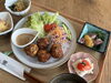 野菜たっぷりのバランス良いランチ「春の味わいをひと皿に、さつま揚げランチプレート」