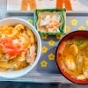 国産鷄の親子丼とお味噌汁