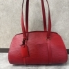 ルイ・ヴィトン エピ 赤 ハンドバッグ ルイ・ヴィトン エピラインの赤いハンドバッグをお買取しました | 買取